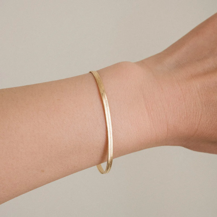 Dainty Herringbone Bracelet