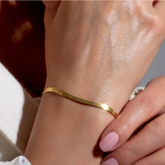 Dainty Herringbone Bracelet